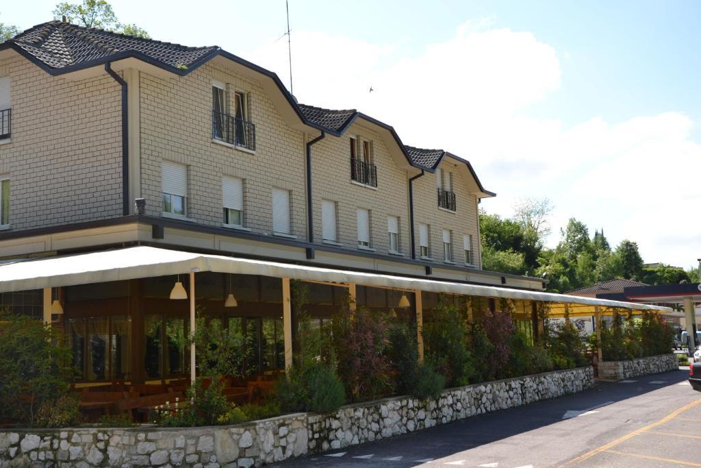Hotel Edone Roe Exterior foto